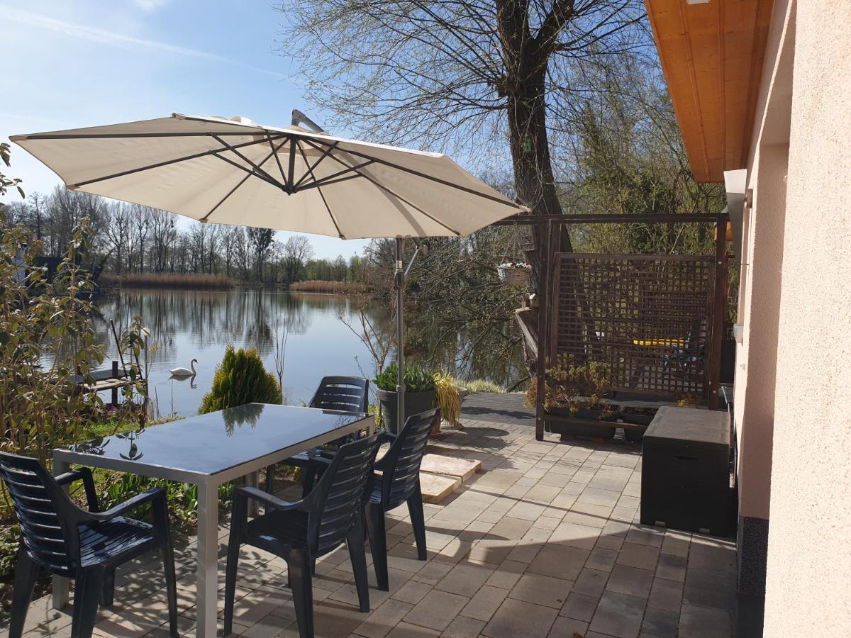 Ferienoase An Der Wublitz Villa Потсдам Екстериор снимка